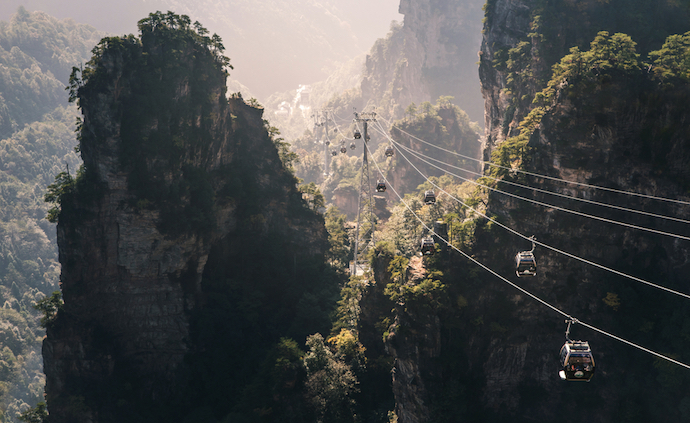 Zhangjiajie_cable_cars