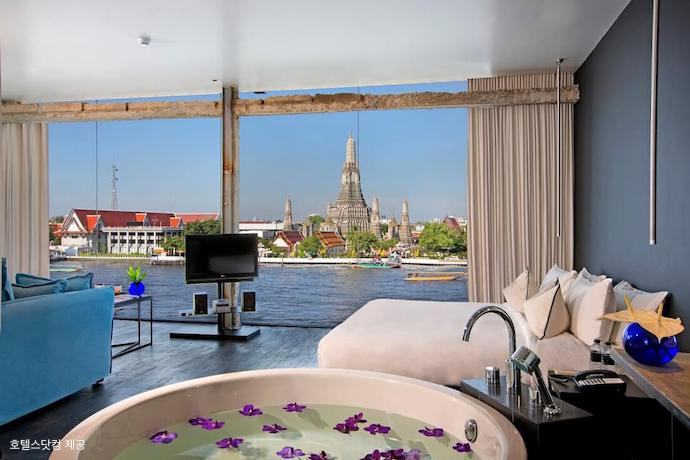 Sala Rattanakosin Riverview Room