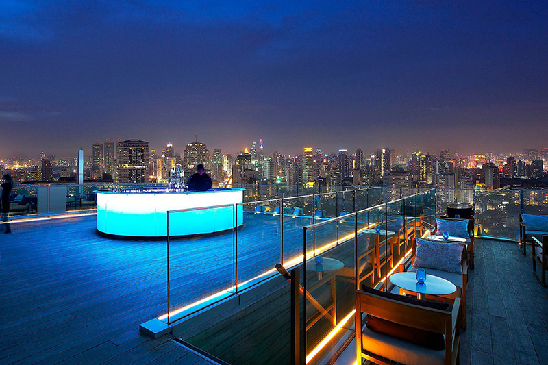 방콕 럭셔리 호텔 바 - 옥타브 루프탑 라운지 & 바