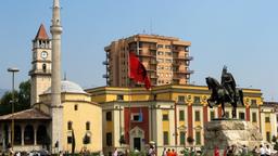 티라나 National Museum of History 인근 호텔