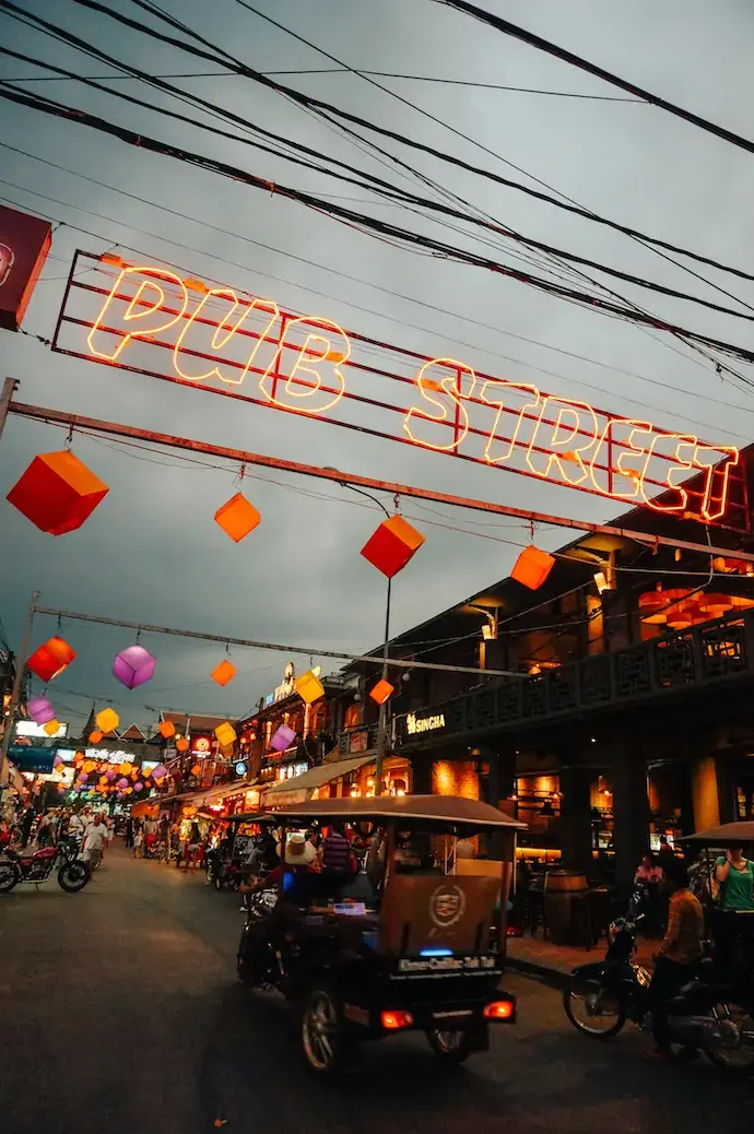 pub_street_siem_reap