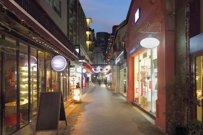 shanghai_shopping_street