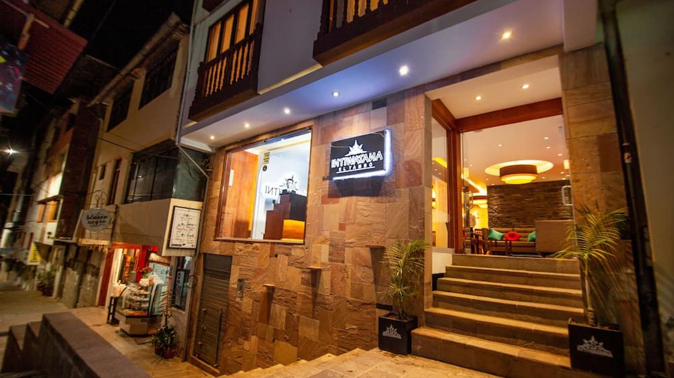 인티 푼쿠 엘 탐보