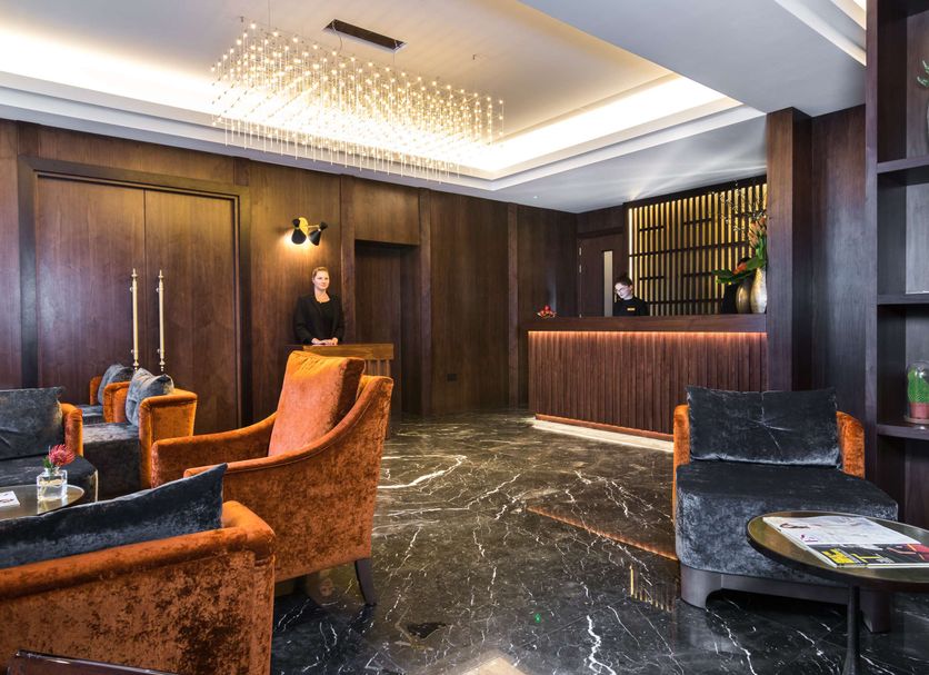 프론트 데스크 사진