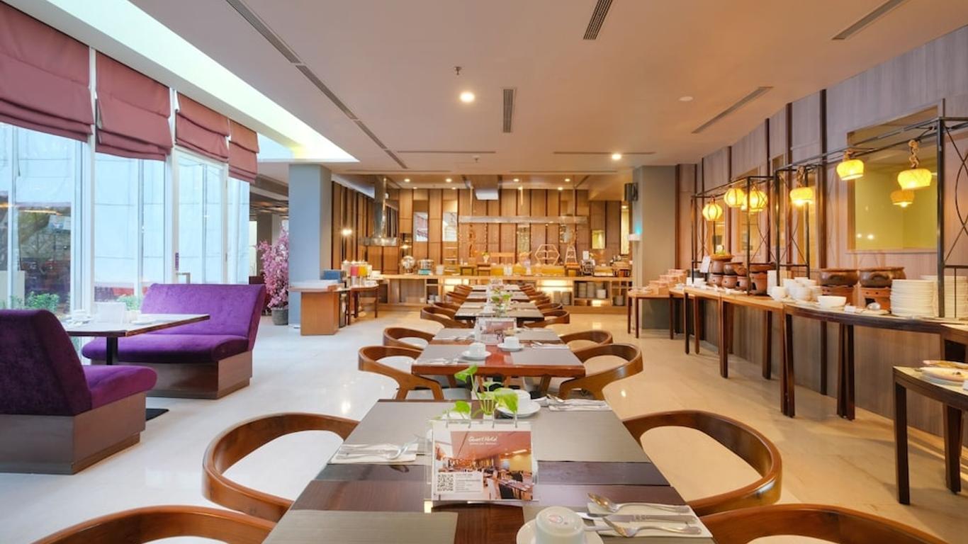 퀘스트 호텔 심팡 리마 세마랑