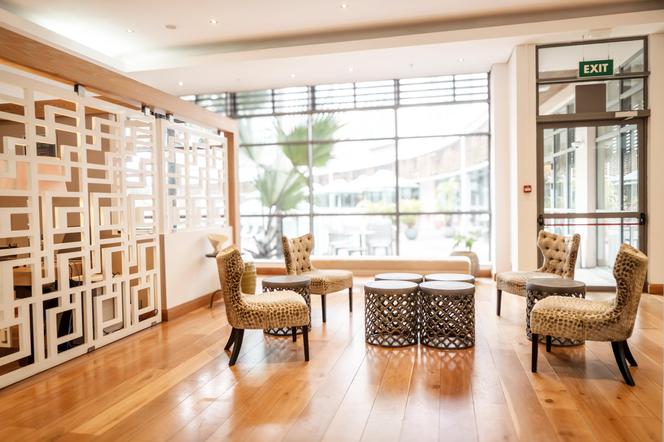 홀리데이 인 모리셔스 몬 트레소르