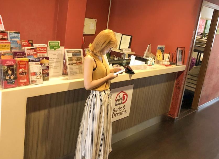 프론트 데스크 사진