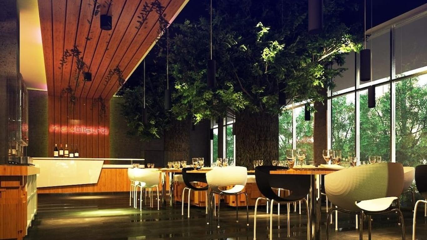 맥스원 어센트 호텔스 말랑
