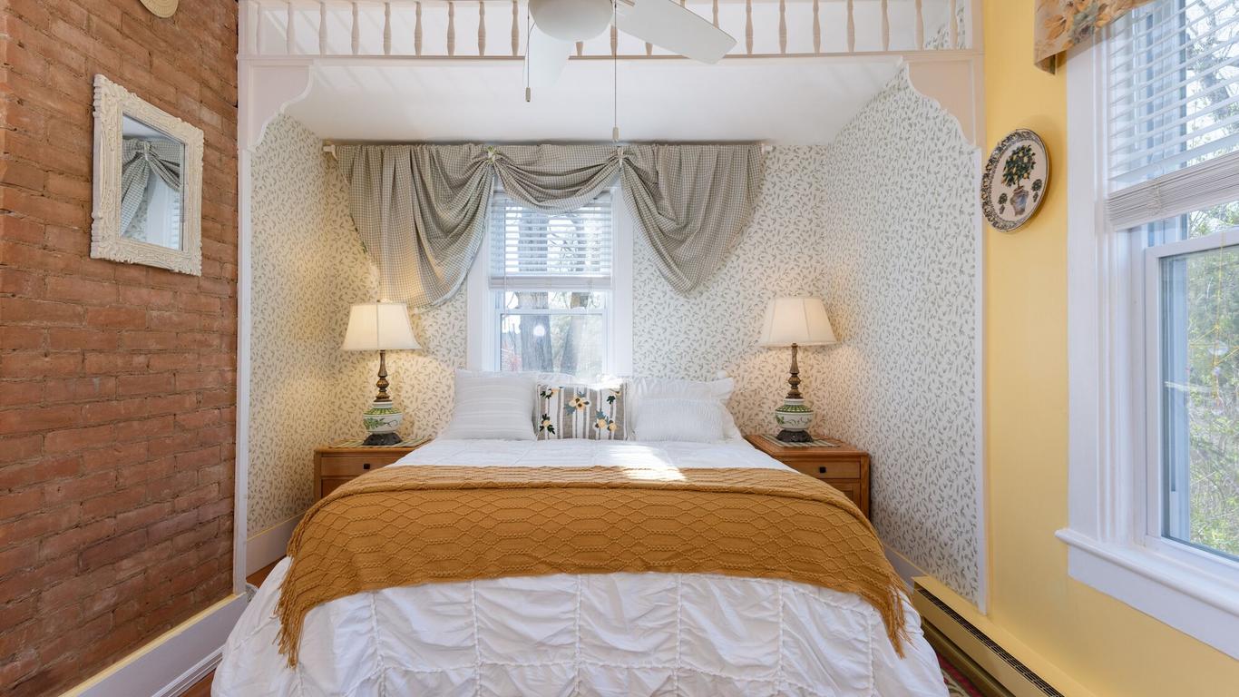 새러토가 팜스테드 B&B
