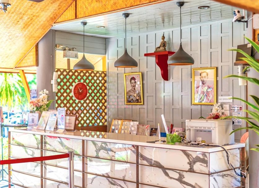 프론트 데스크 사진