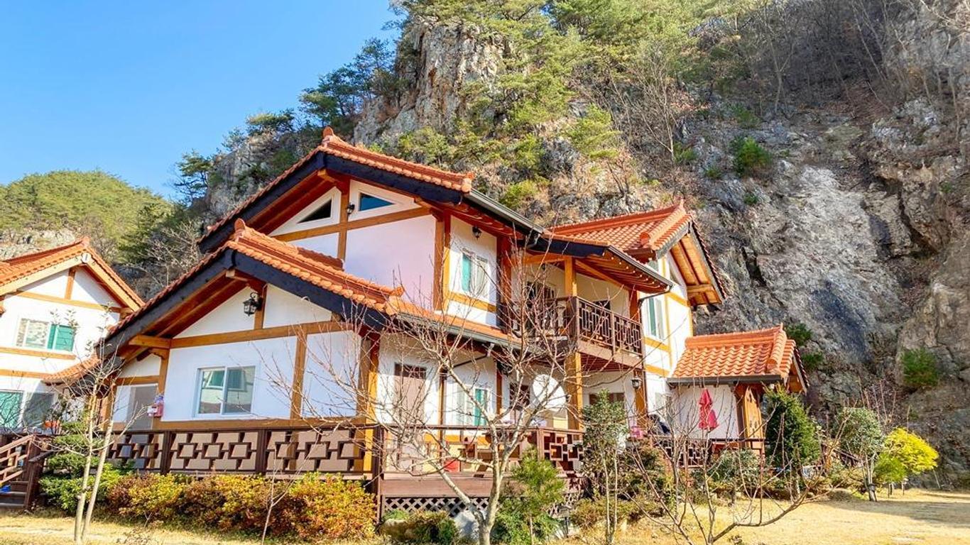 경주 봄여름가을겨울 한옥스테이