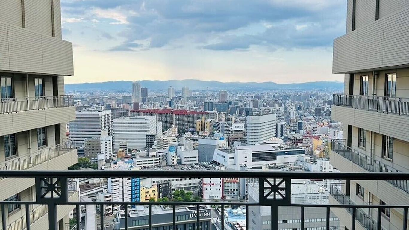 호텔 몬토레 라 스루 오사카
