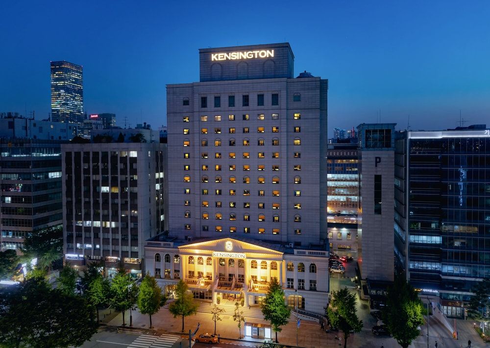 건물 / Expedia Group image