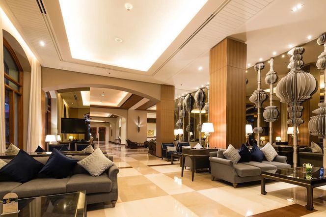 차트리움 호텔 로열 레이크 양곤