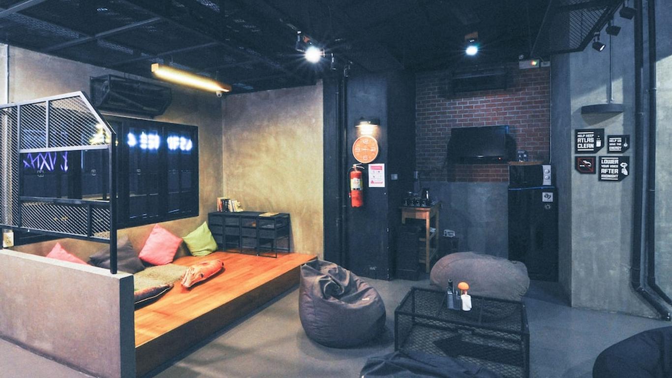 A7 히든 호스텔 방콕