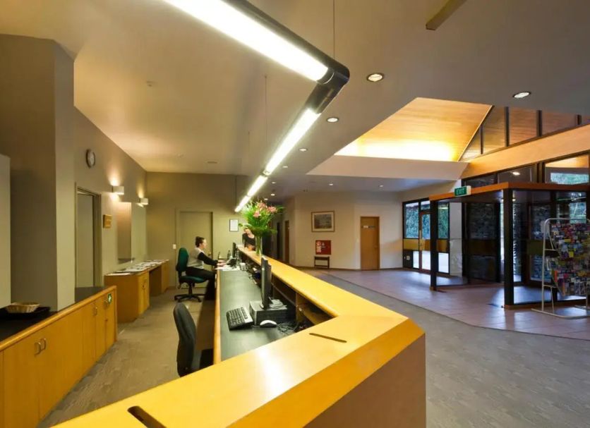 프론트 데스크 사진