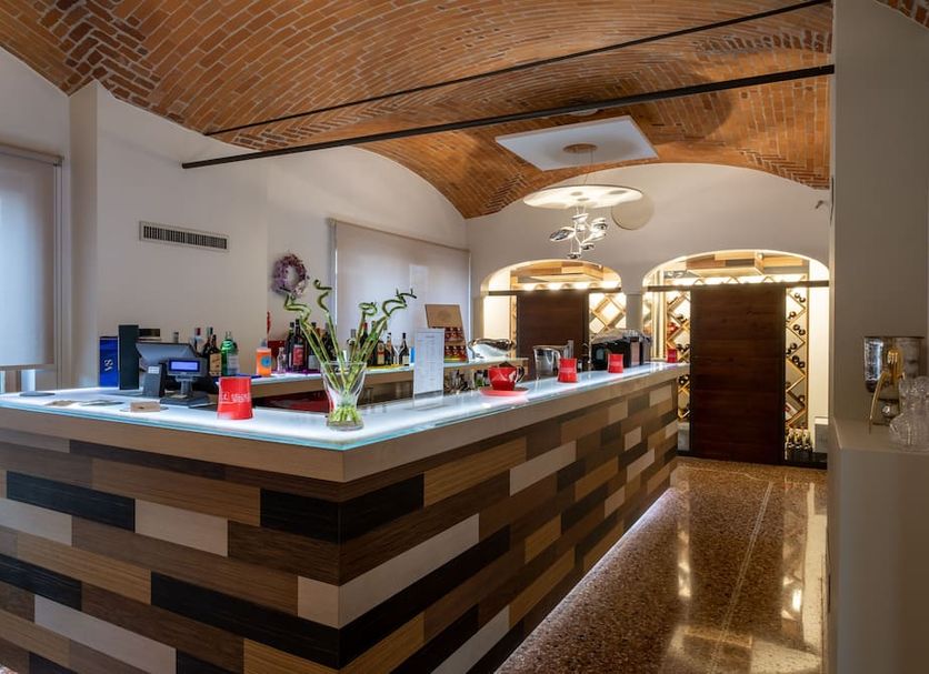 프론트 데스크 사진