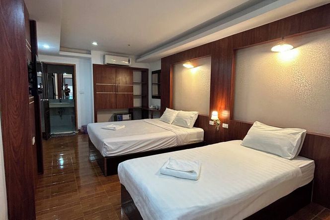 방비엥 록 백패커 호스텔