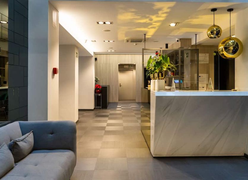 프론트 데스크 사진