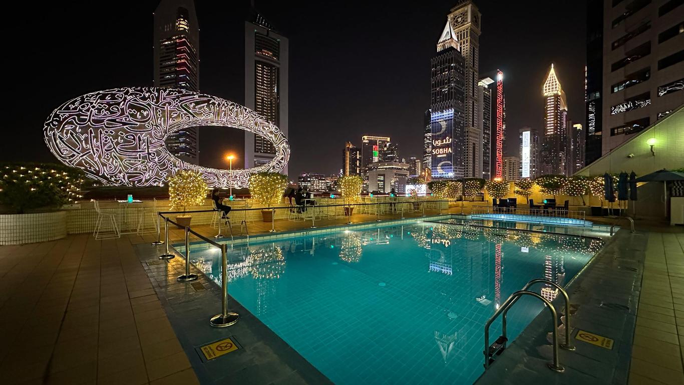 크라운 플라자 두바이 아파트먼트, IHG 호텔