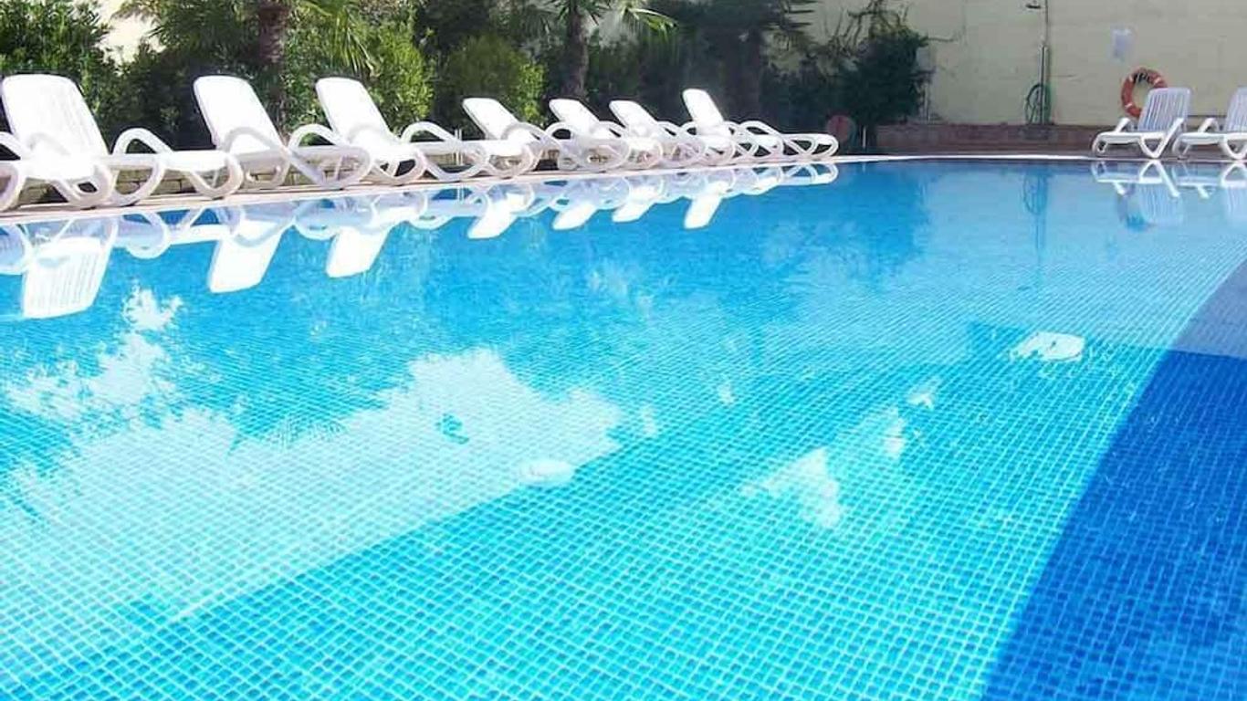 레지덴스 가르다 팔라체
