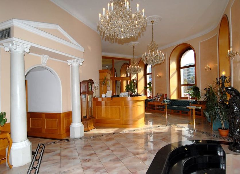 프론트 데스크 사진