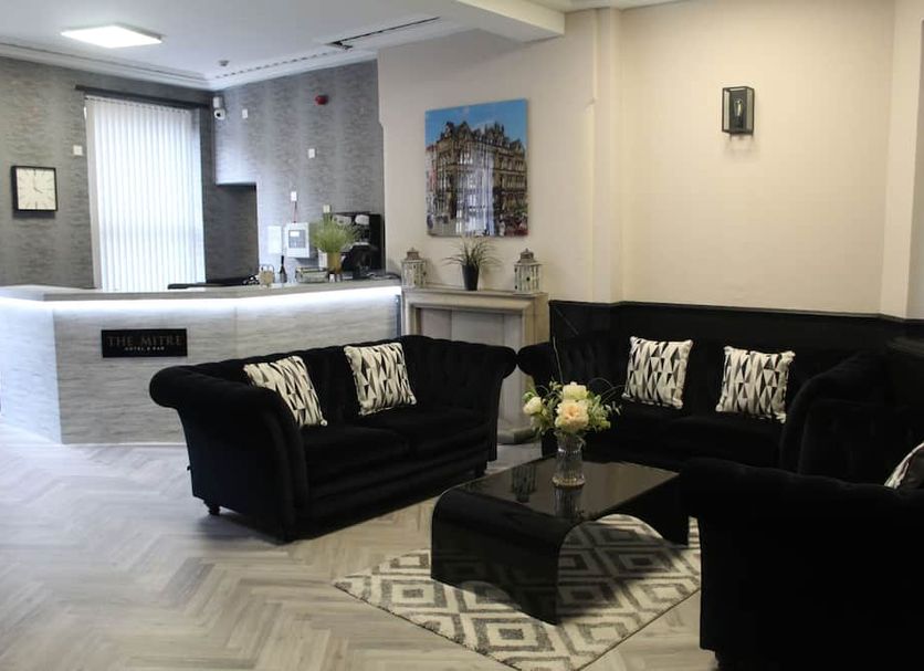 프론트 데스크 사진