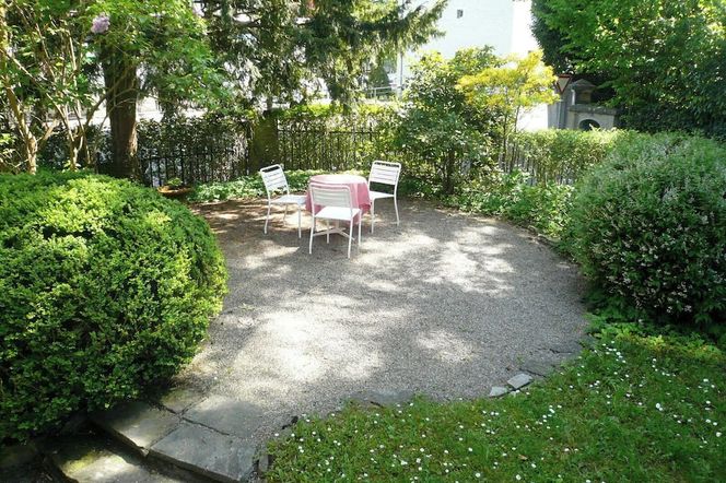 더 베드 + 브랙퍼스트