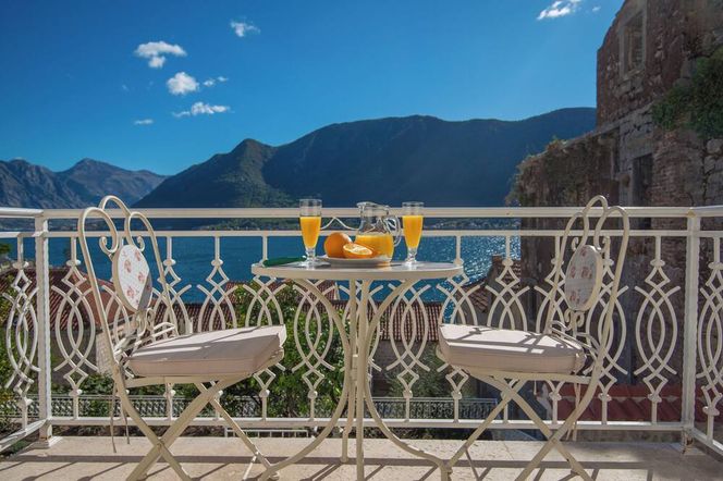 콘테 호텔 & 레스토랑