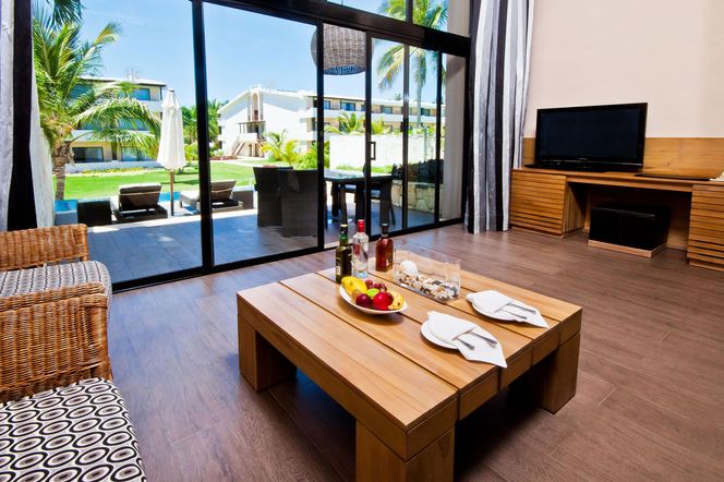 카탈로니아 로열 바바로 - - 어덜트온리