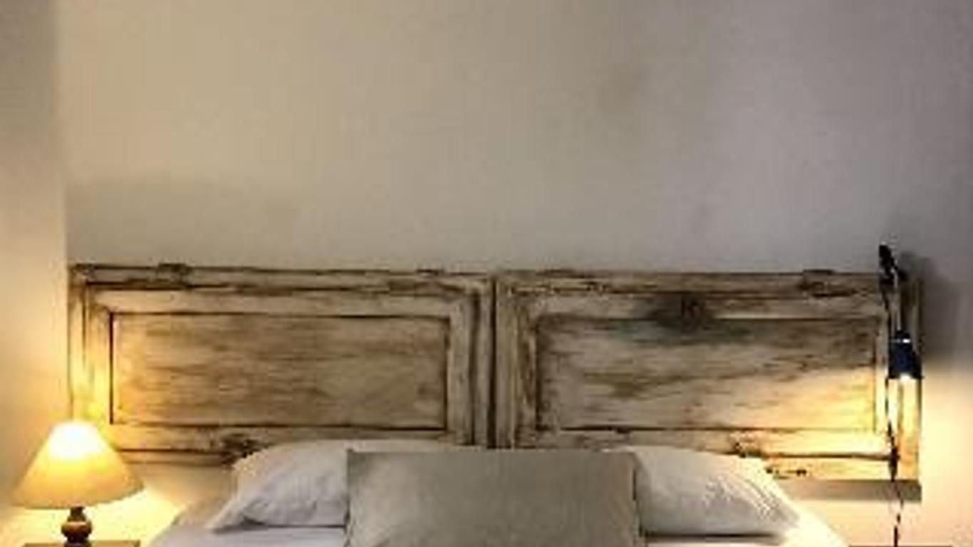 레 피네스트레 디 루츠 B&B