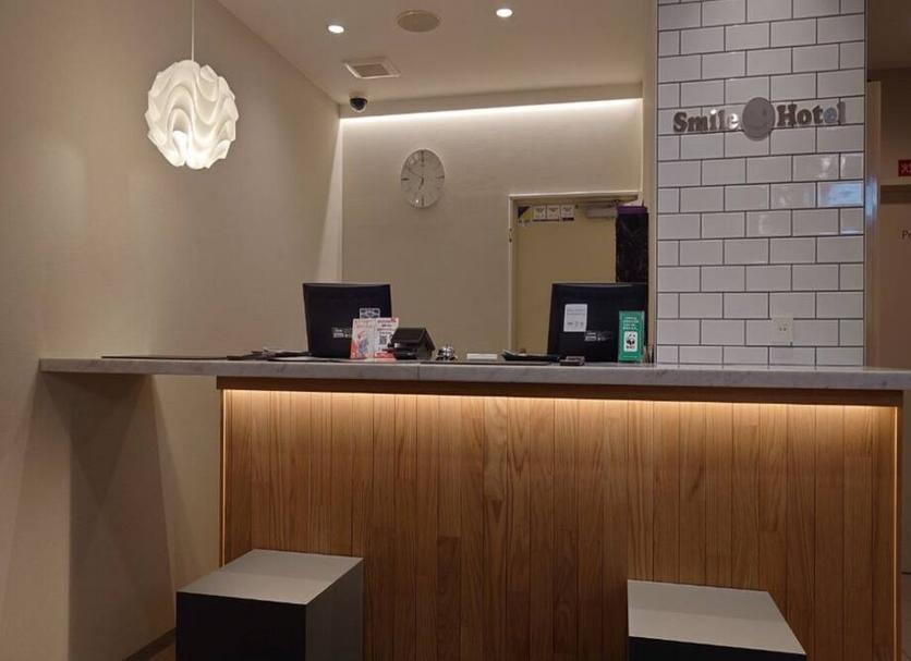 프론트 데스크 사진