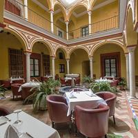 호텔 라스 카사스 데 라 후데리아