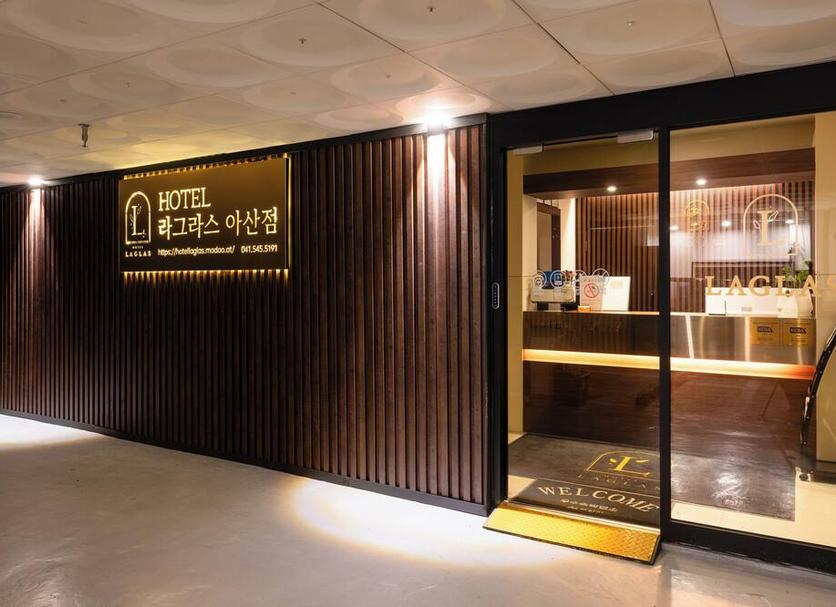 프론트 데스크 사진
