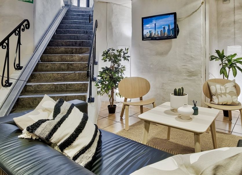 프론트 데스크 사진