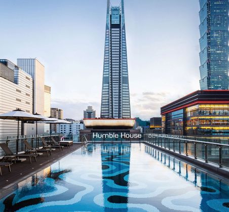 수영장 / Ice Portal image