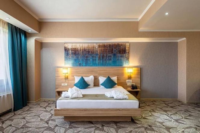 레니온 파크 호텔