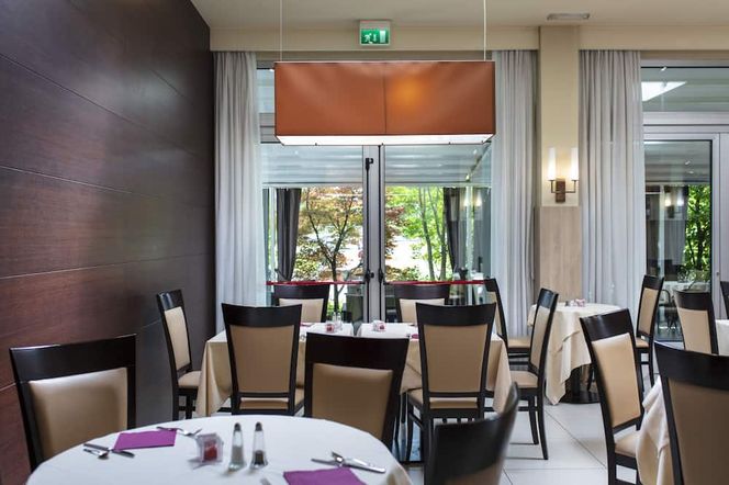 스마트 호텔 홀리데이