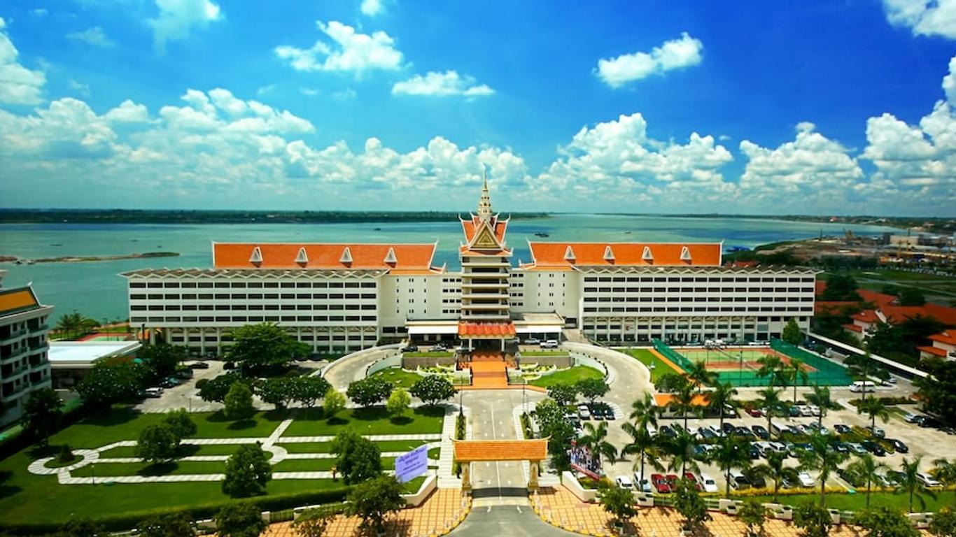 호텔 캄보디아나