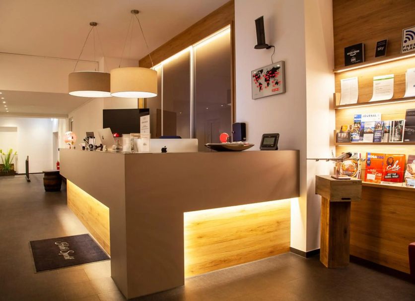 프론트 데스크 사진