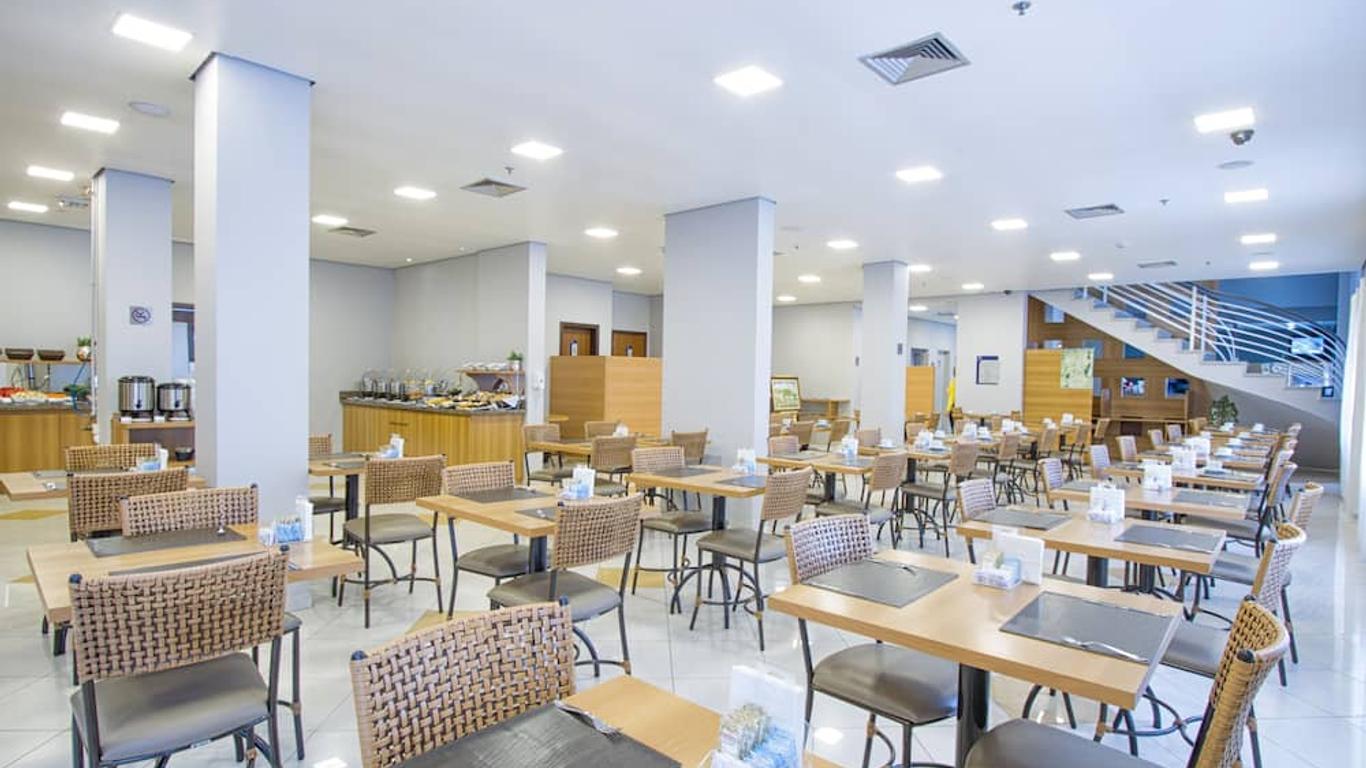 컴포트 호텔 조인빌