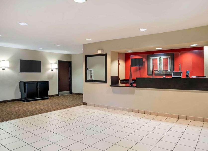 프론트 데스크 사진