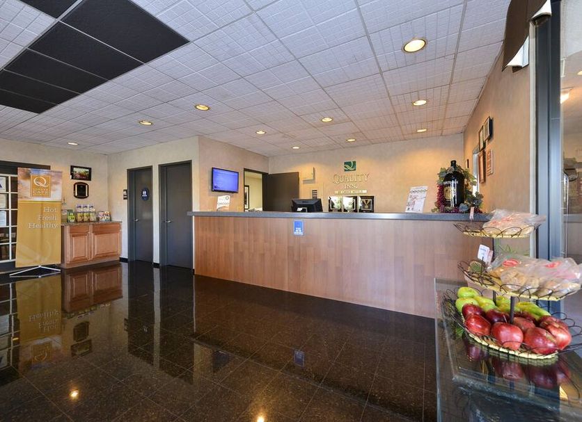 프론트 데스크 사진