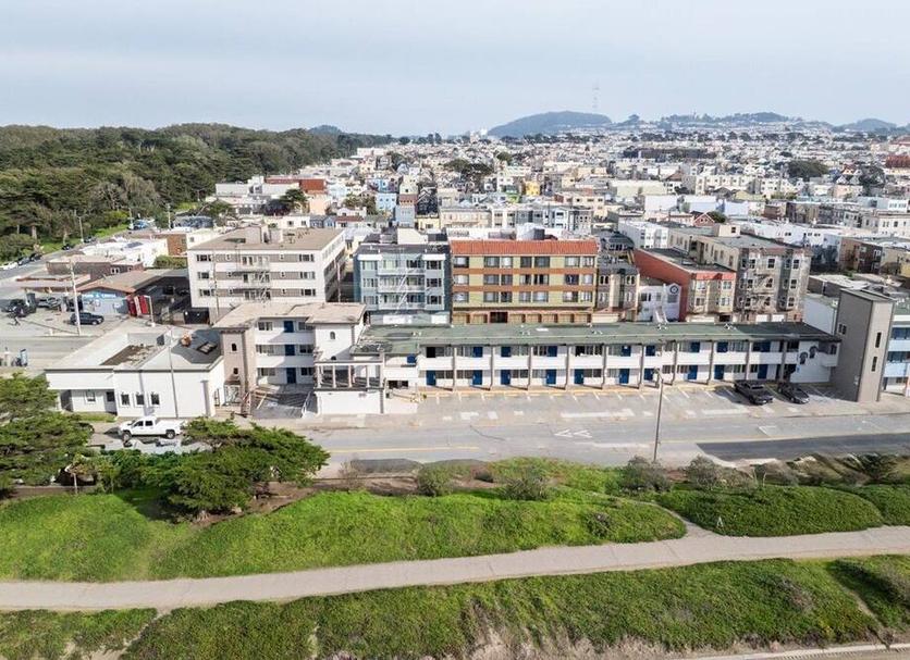 건물 사진