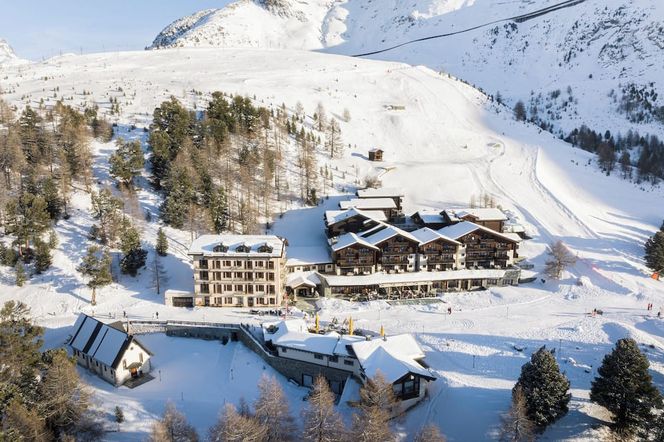 리펠알프 리조트 2222m