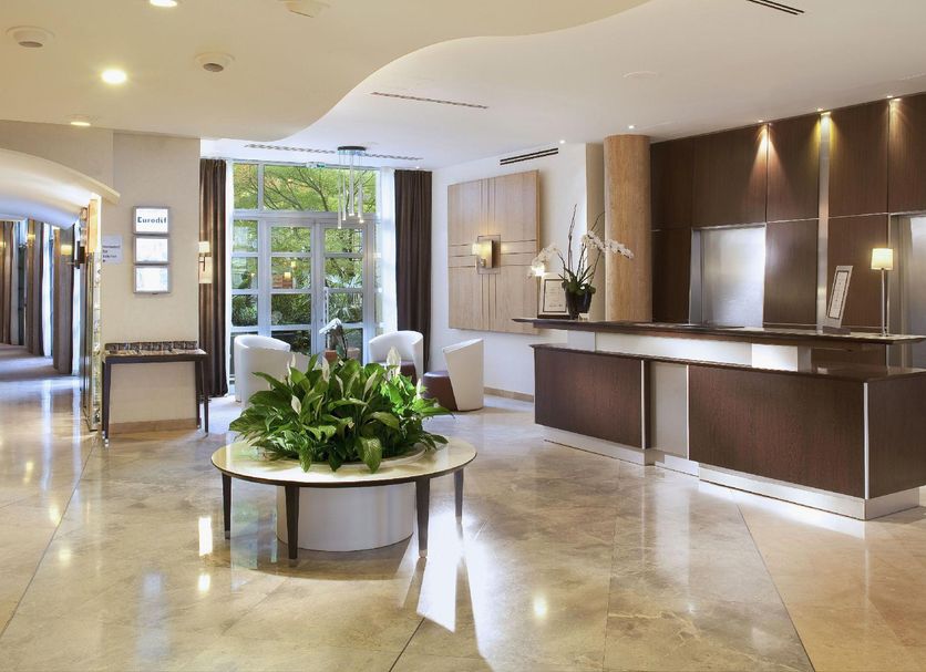 프론트 데스크 사진