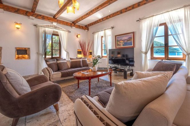 콘테 호텔 & 레스토랑