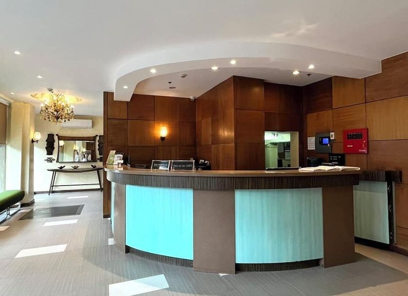 프론트 데스크 사진