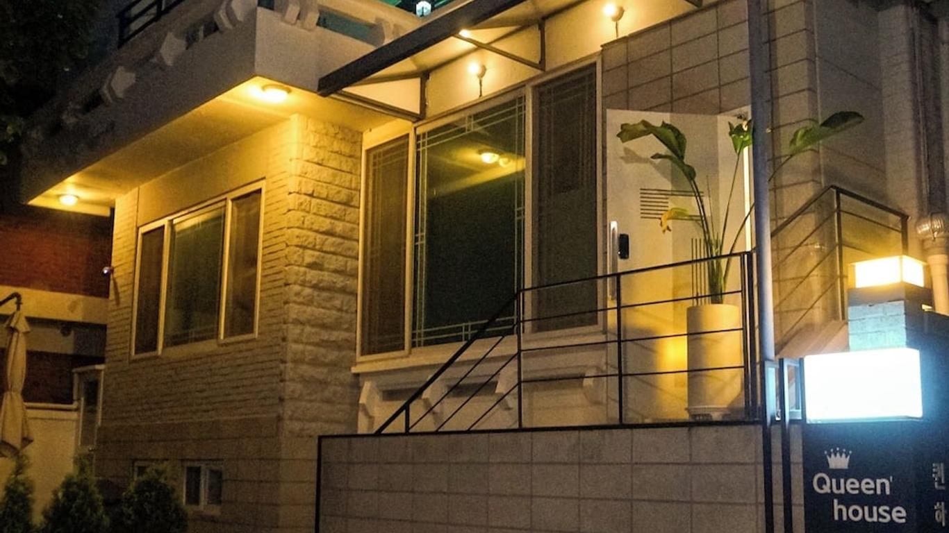 퀸하우스