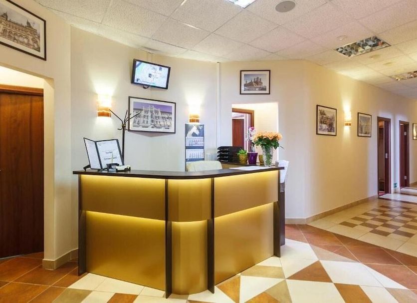 프론트 데스크 사진